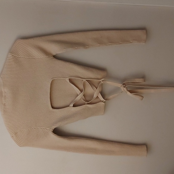 Zara Turtleneck/ Cropped/ Cream/ Sz M/ Tie Up/ Bodycon/ Sexy - Picture 3 of 4